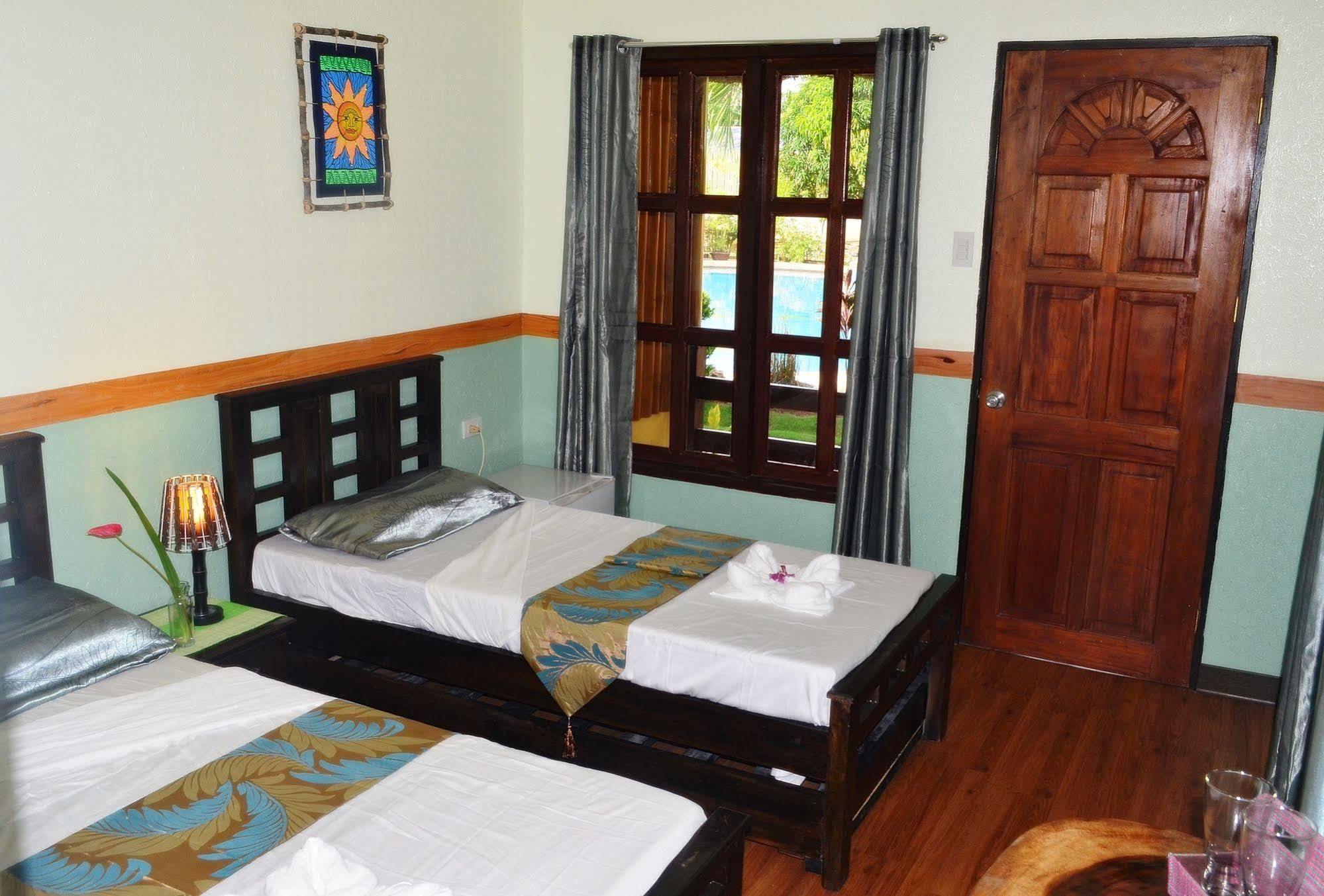 Veraneante Resort Panglao Esterno foto